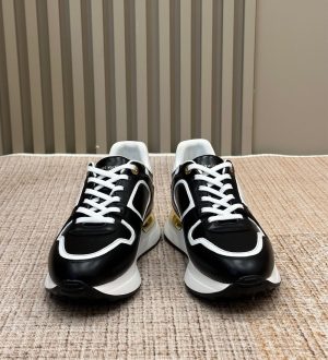 Lv spring/summer 2024 new runaway trainers black